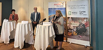 v.l.n.r.: BOKU-Rektorin Eva Schulev-Steindl, Vizepraesident Caritas Austria Alexander Bodmann, Kneissl-GF Elisabeth Kneissl-Neumayer