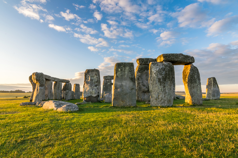 gb_Stonehenge_Fotolia_202479340.jpg
